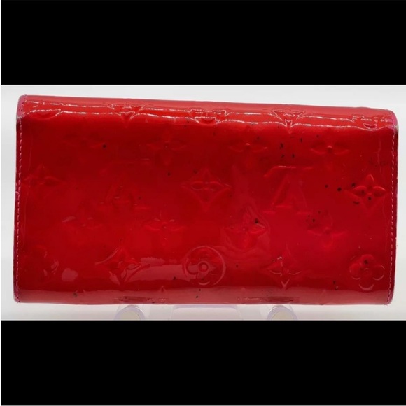 Louis Vuitton vernis red long wallet on a chain golden hardware - Picture 2 of 6